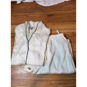 Julianna Rae Womens L Sleep 100% Silk 2 Piece Pajamas Set Cream Read